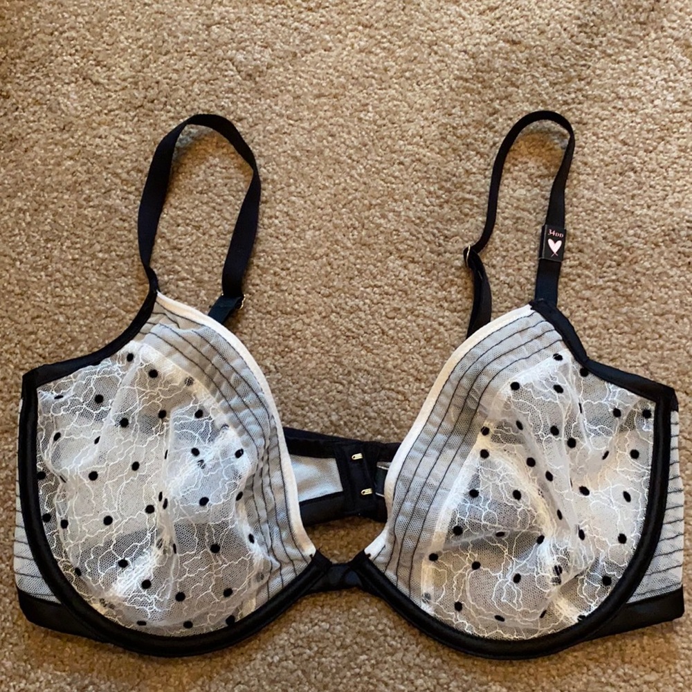Victoria’s Secret see through Demi bra in 34DD
